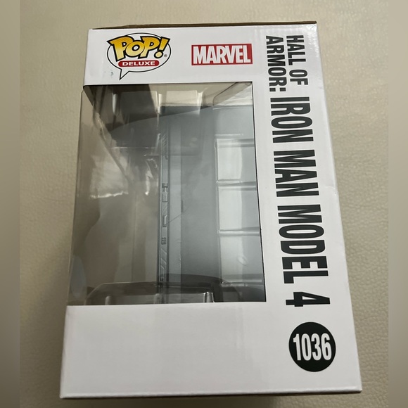 NWT - Funko Pop! Deluxe Marvel #1036 Hall of Armor: Iron Man Model 4 - Picture 5 of 7
